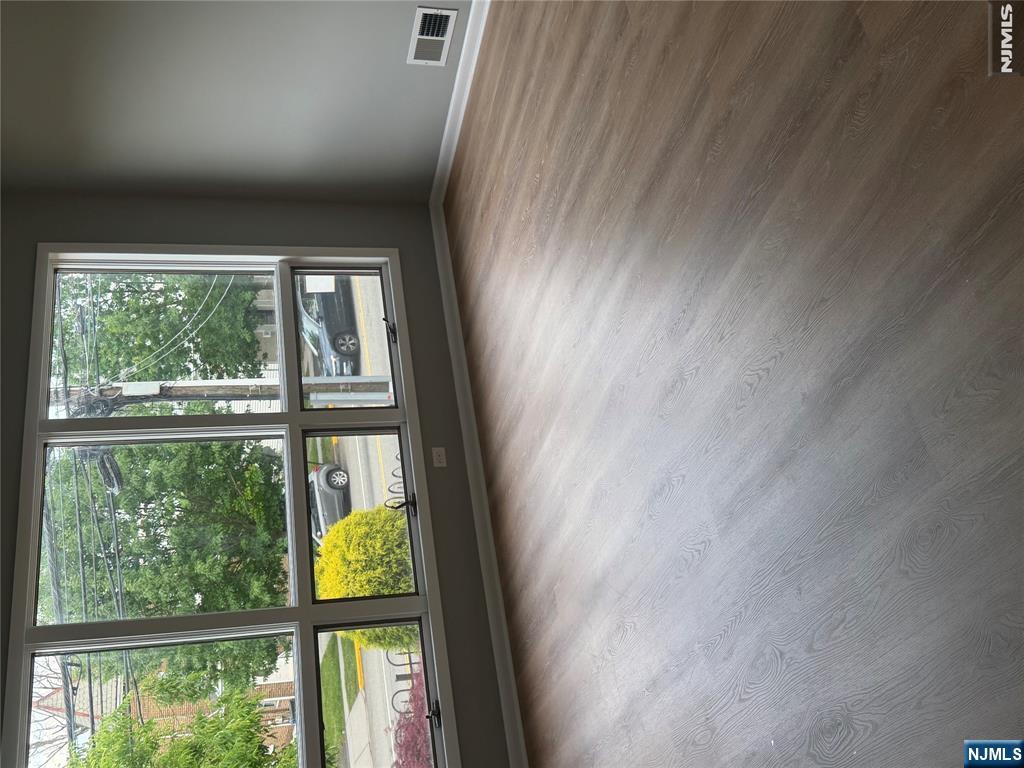 50 Orient Way - Photo 3