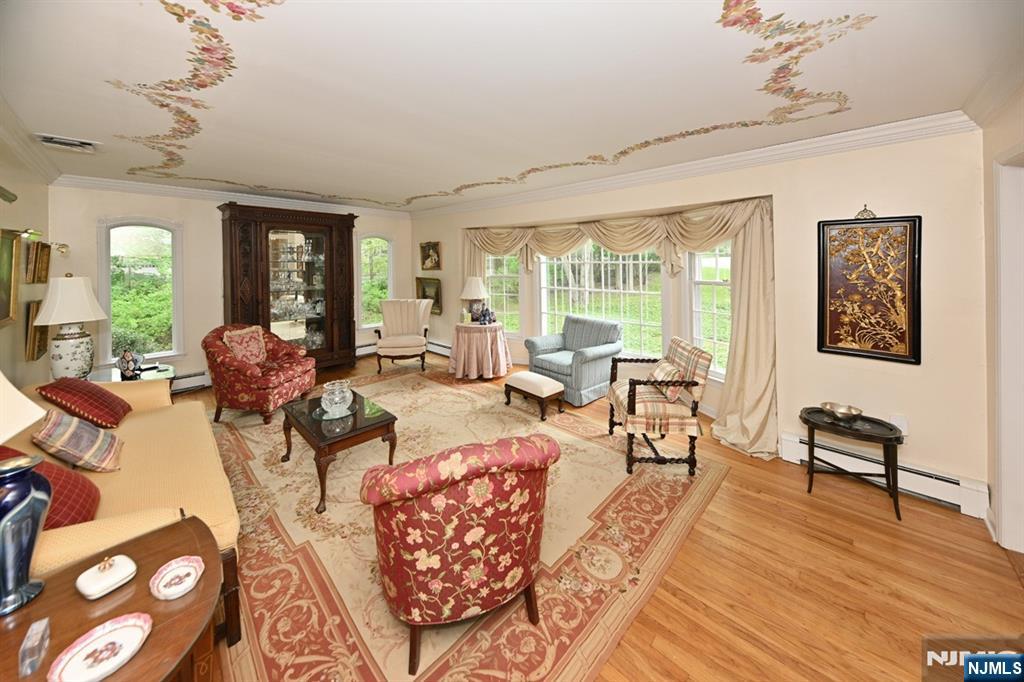 16 Knollwood Road — photo 8