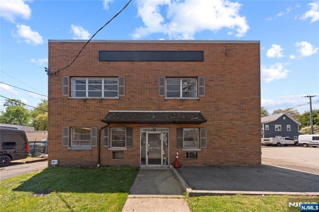 189 Greenwood Avenue - Photo 1