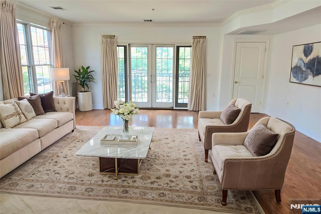 54 Polifly Rd #201, Hackensack, NJ 07601