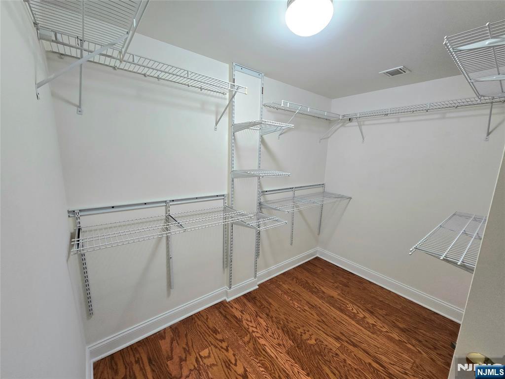 Walk in Closet