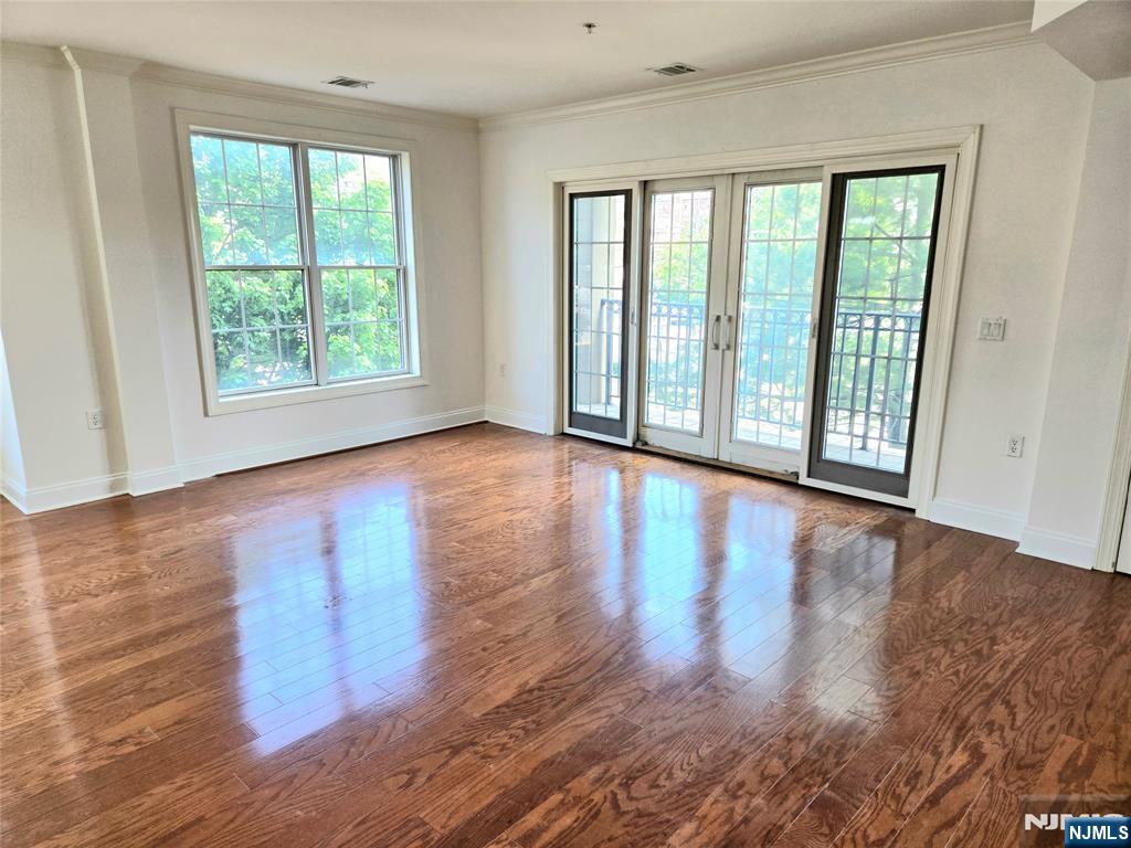 54 Polifly Rd #201, Hackensack, NJ 07601