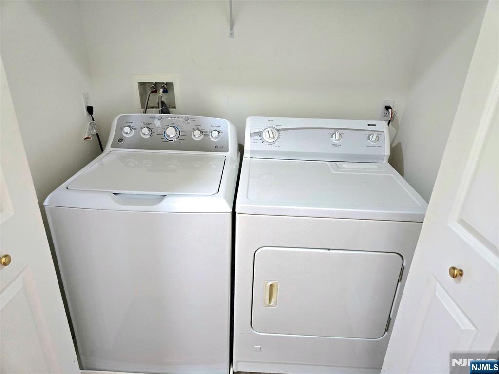 Full size washer/dryer