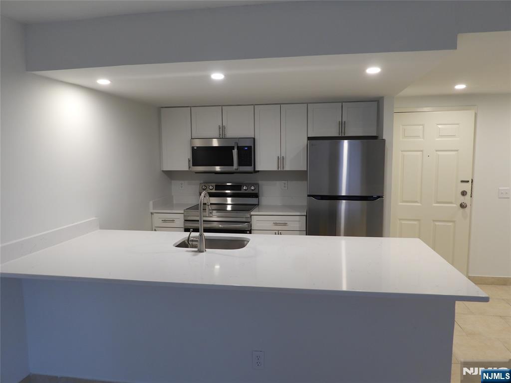 55 Clinton, #301, Hackensack, NJ 07601 Listing Photo  8