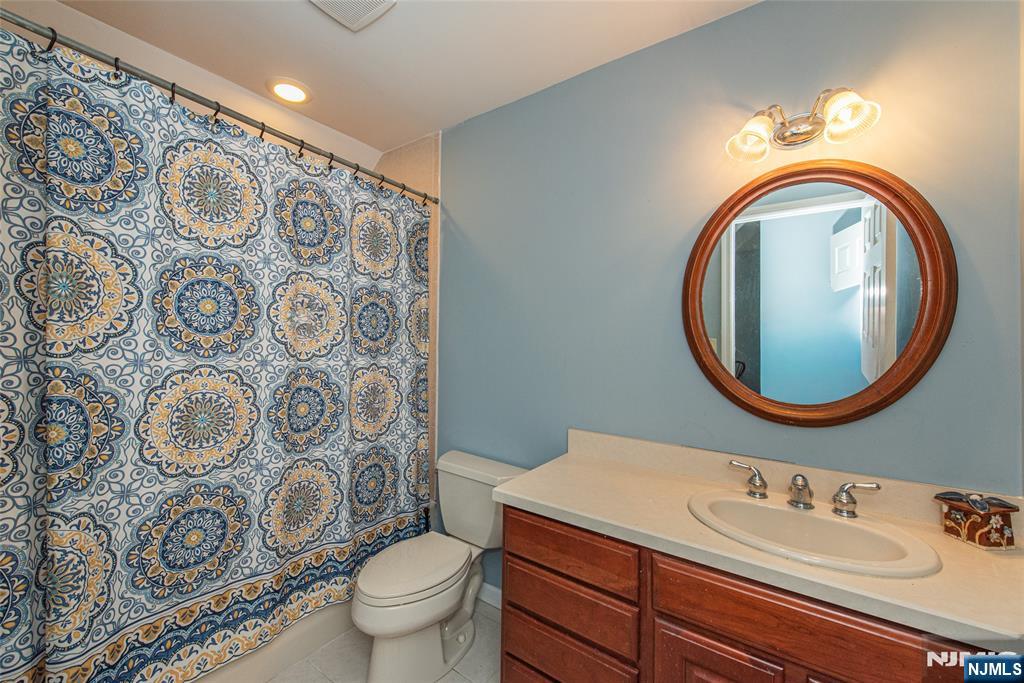 ENSUITE BATH