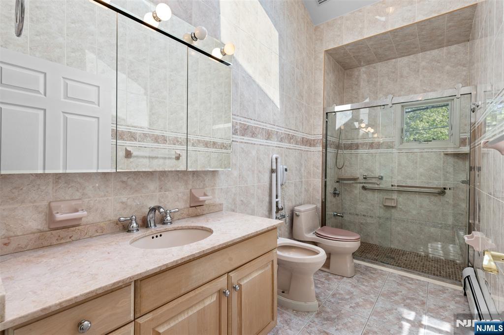 499 Morse Avenue — photo 21