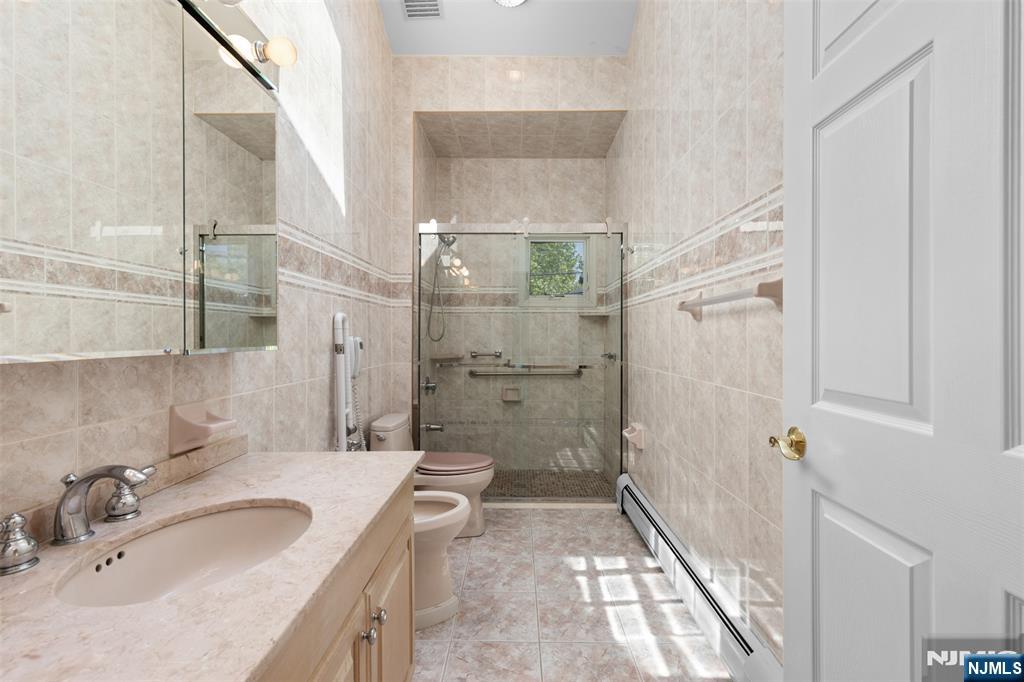 499 Morse Avenue — photo 22