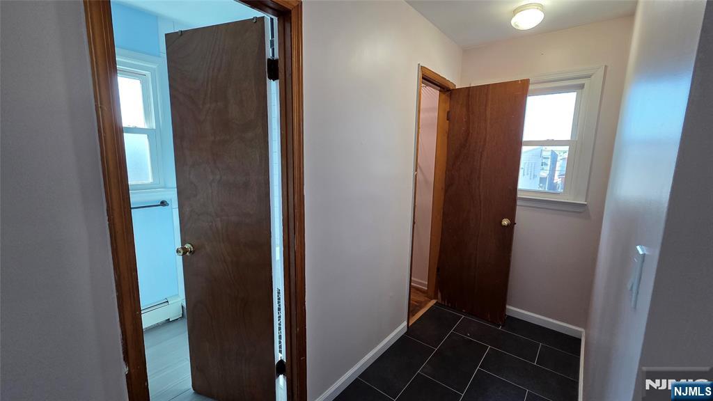 159-161 Tappan Street top floor - Photo 4