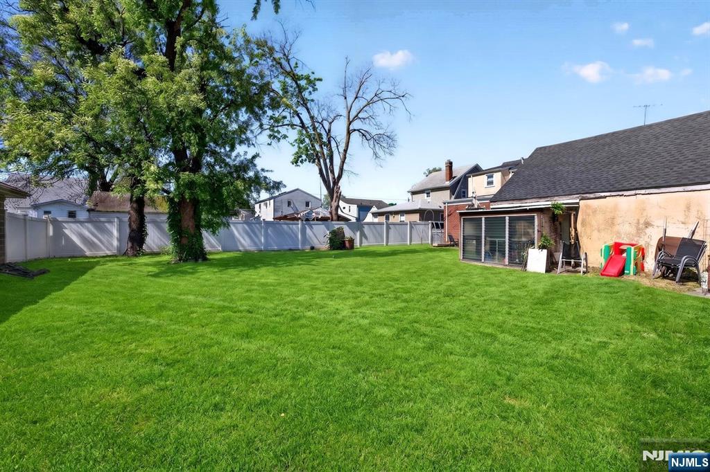 292 Louis, #1FL, Hackensack, NJ 07601 Listing Photo  19