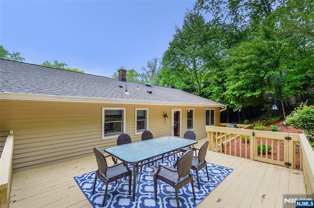 Two-Tiered Deck