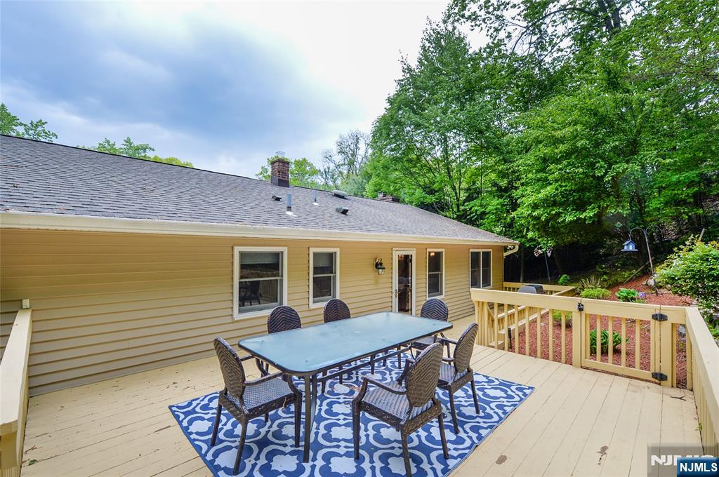 Two-Tiered Deck
