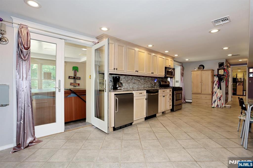 33 Randolph Street — photo 25