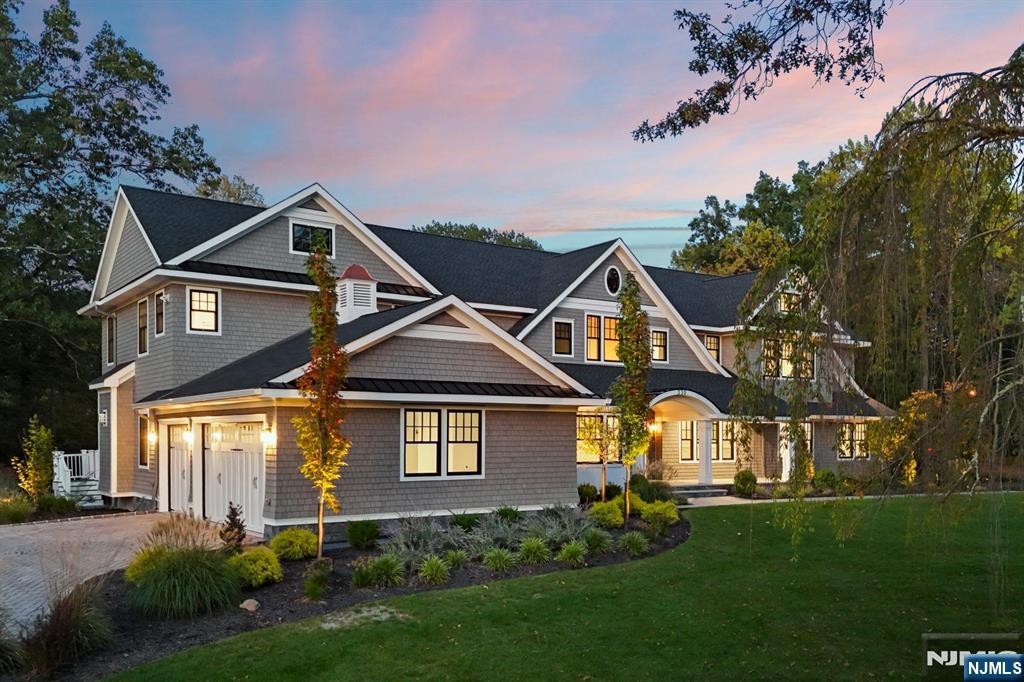 330 Hartshorn Drive - Photo 4