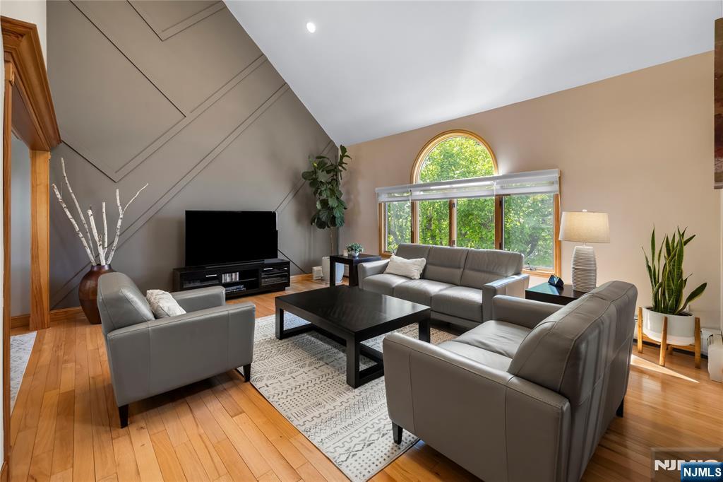 66 Roehrs Drive - Photo 3