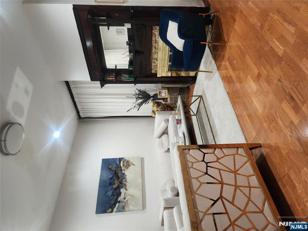 324 Clifton Avenue - Photo 4