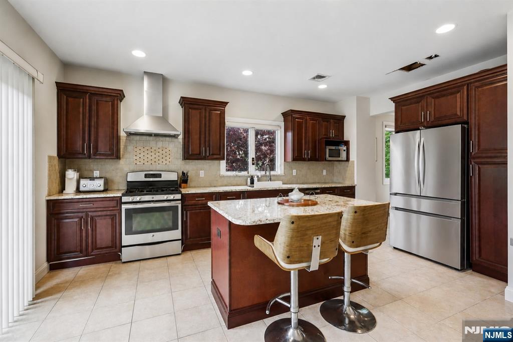 330 New York, #B, Fort Lee, NJ 07024 Listing Photo  21