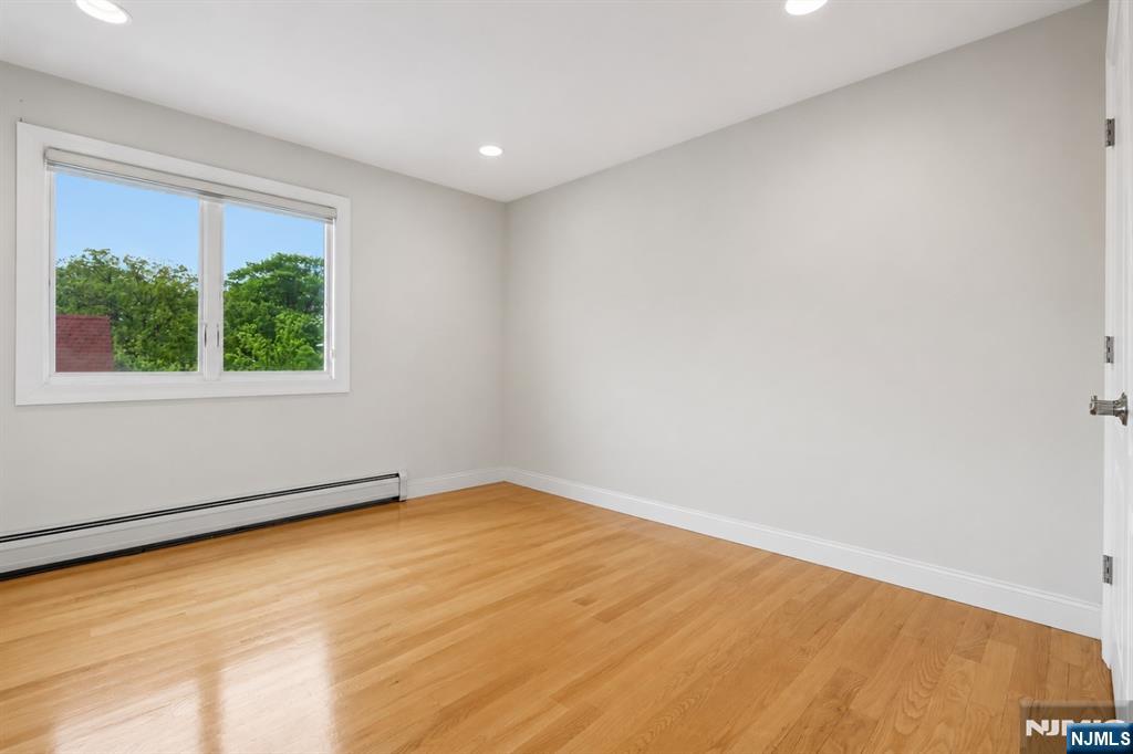 330 New York, #B, Fort Lee, NJ 07024 Listing Photo  35