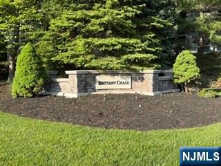 Homes for sale in Wayne, NJ | 8409 Brittany Dr, Wayne, NJ 07470 | MLS# 26016870