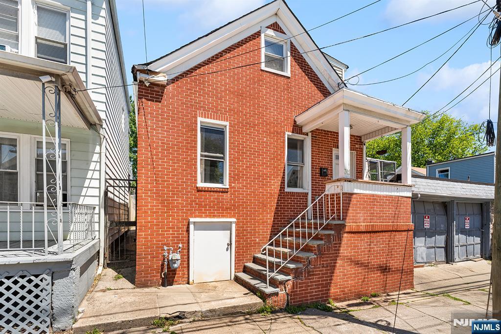 311 Paxton Street - Photo 1