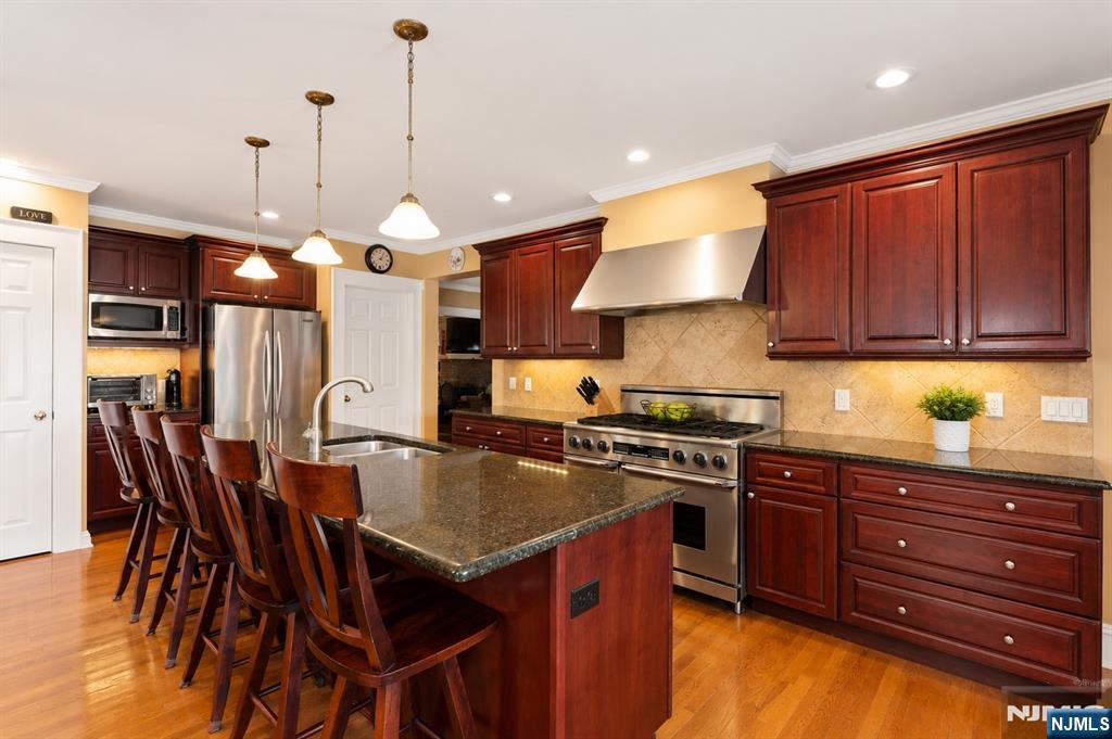 7 Wayland Drive — photo 9