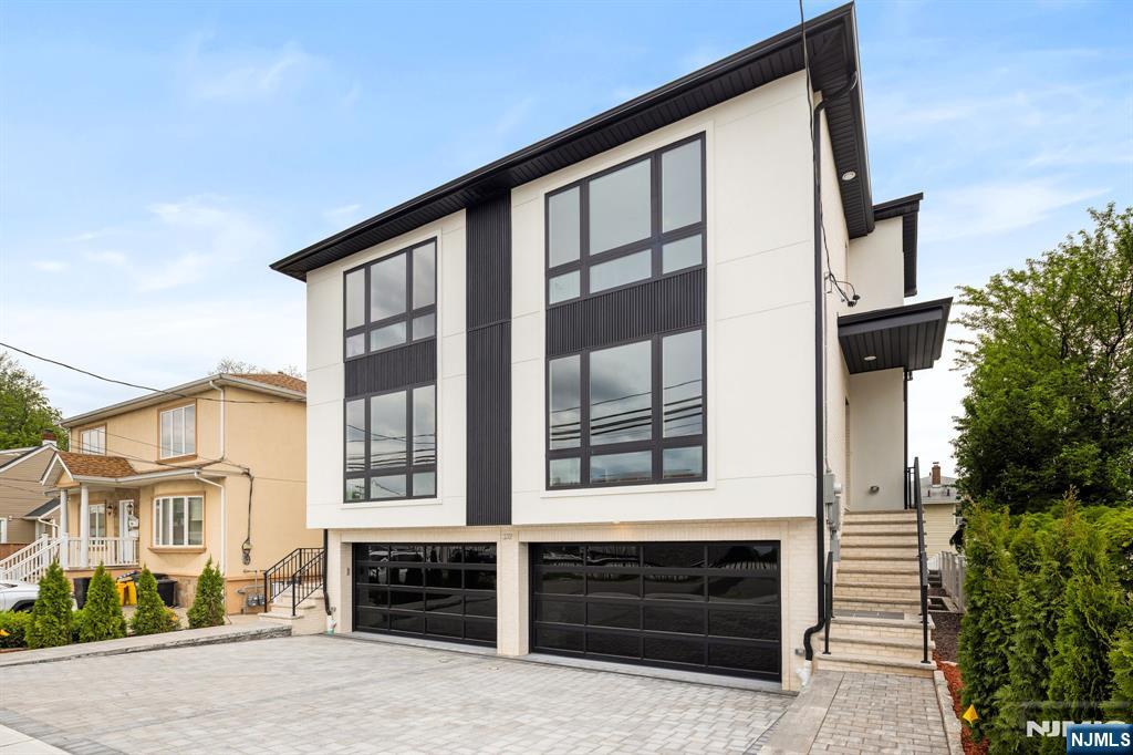 332 12th Street A - Photo 3
