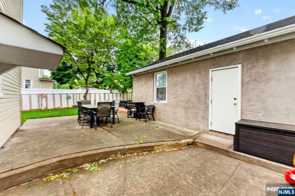 244 Teaneck Rd, Ridgefield Park, NJ 07660