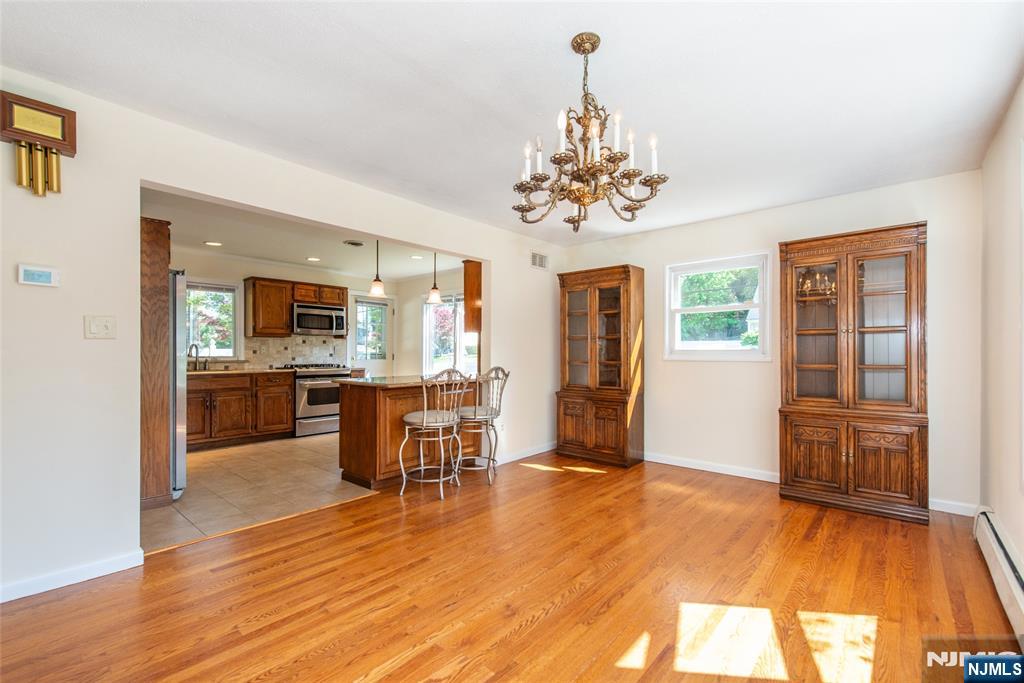 8 Pershing Street - Photo 2