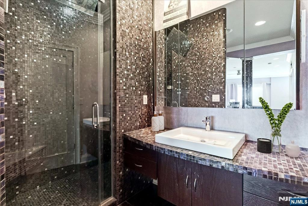 47 Mountainwood Court — photo 17