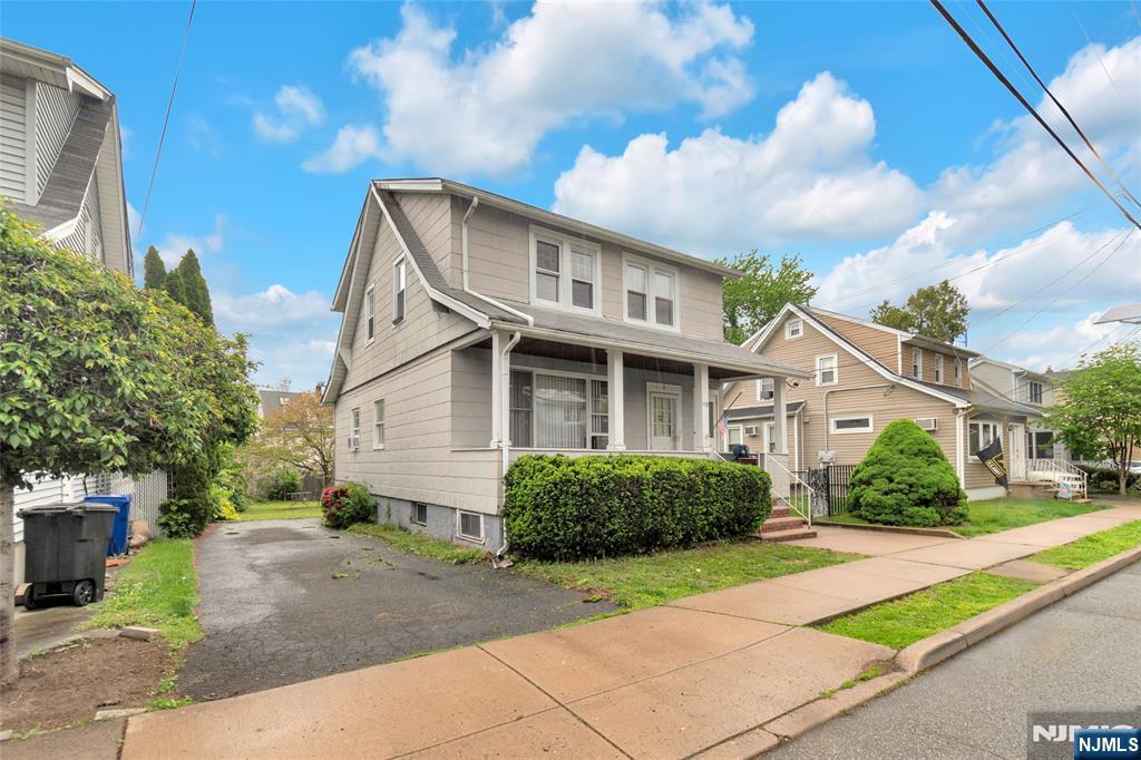 Homes for sale in Totowa, NJ | 179 Dewey Ave, Totowa, NJ 07512 | MLS# 26016936
