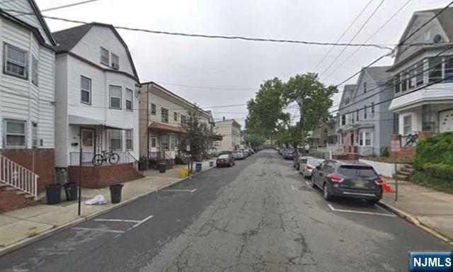 44 Washington Street 3F - Photo 2