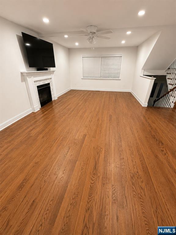 13 Canterbury Ln, New Milford, NJ 07646