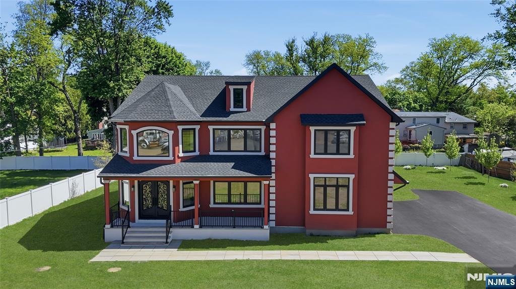 1690 Hamburg Turnpike - Photo 1