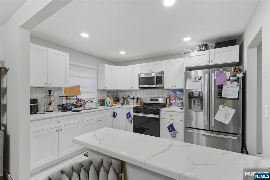 157 Baltimore Avenue — photo 17
