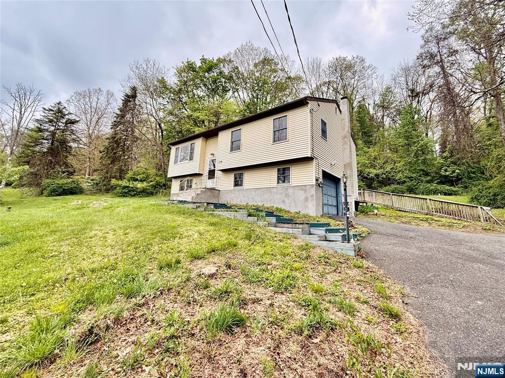 154 Cork Hill - Photo 1