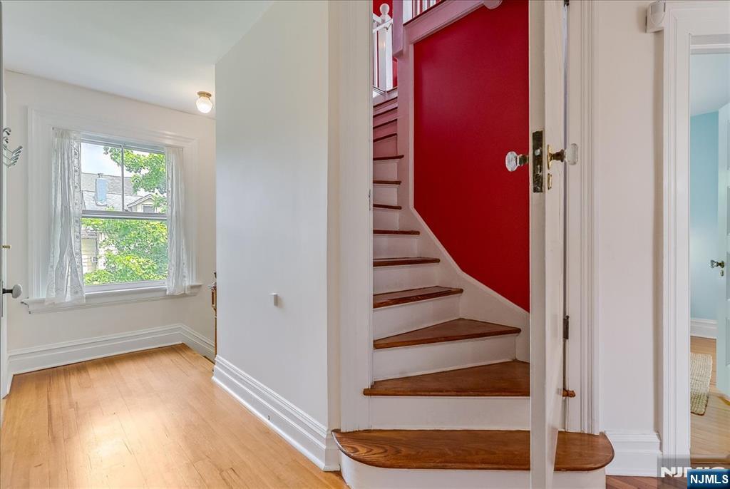 118 Fullerton Avenue — photo 35