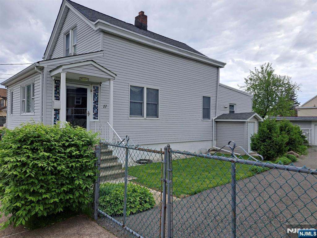 17 Gillies Street - Photo 1