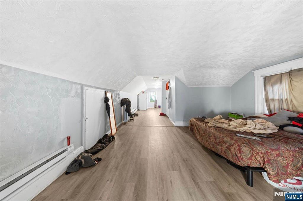 166 Bergen Avenue - Photo 4