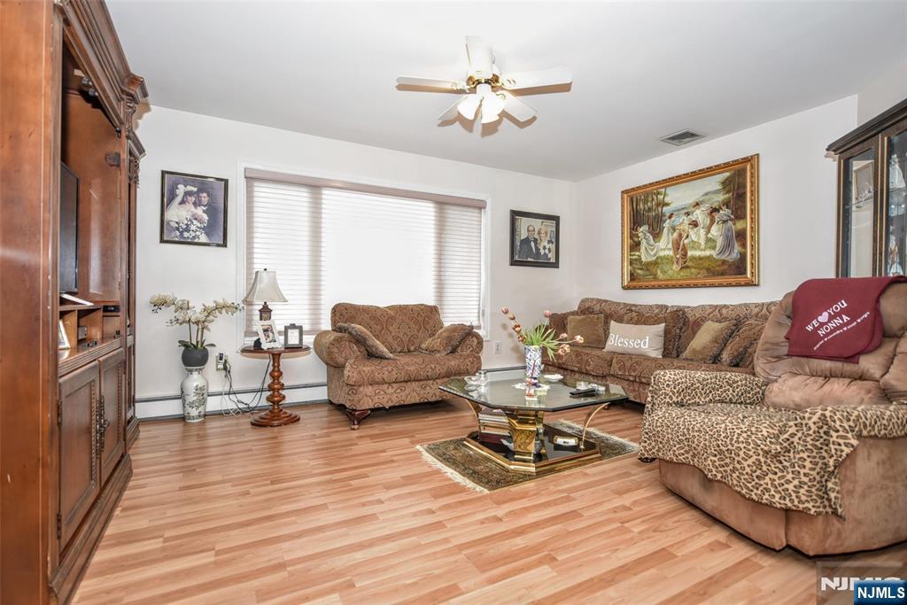31 Leo Place — photo 30