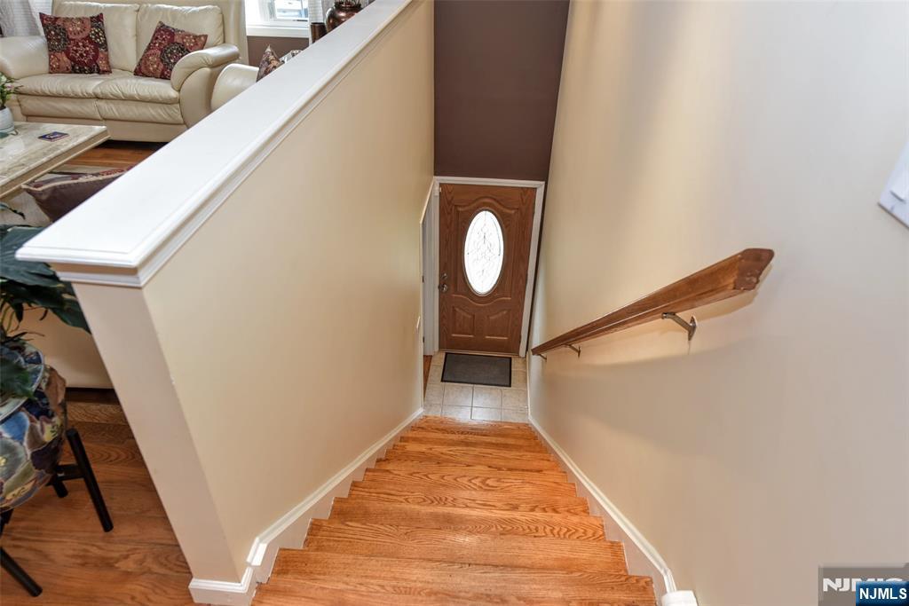 31 Leo Place — photo 7