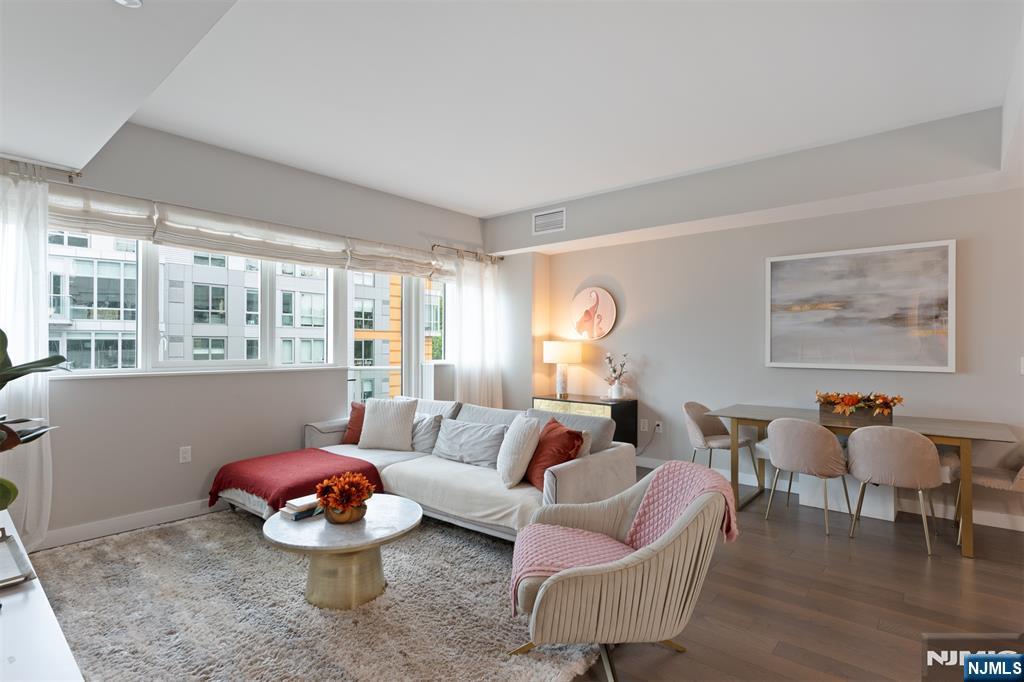 800 Ave At Port Imperial Boulevard 920 - Photo 5