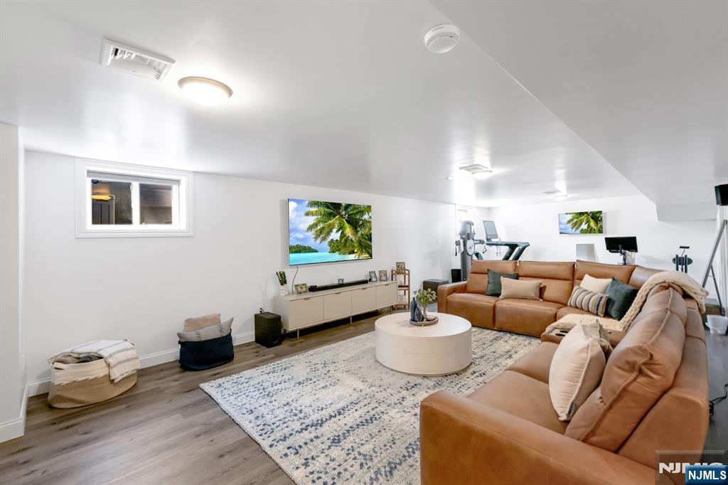 53 Coger Street — photo 33