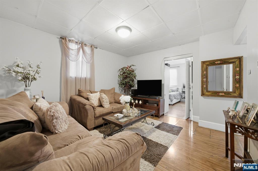 267 Walker Street — photo 34