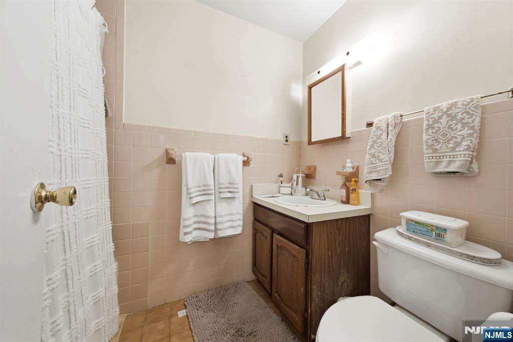 267 Walker Street — photo 37