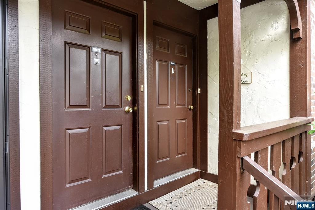 1804 Faulkner Court - Photo 2