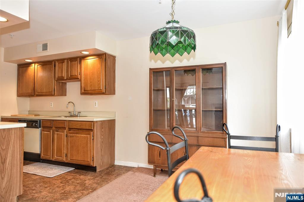 1804 Faulkner Court