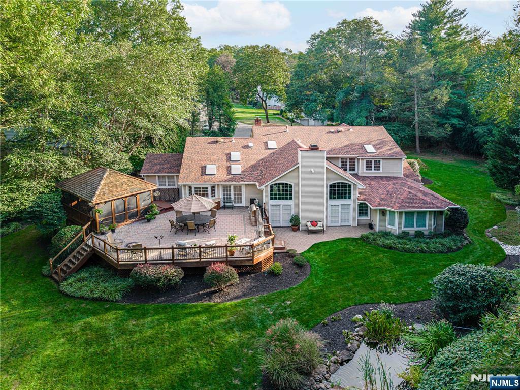 65 Arcadia Court - Photo 2