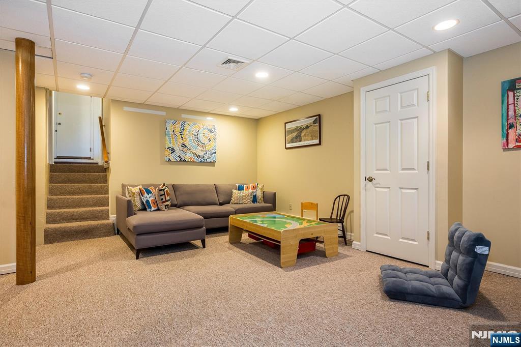 169 Hillman Avenue — photo 33