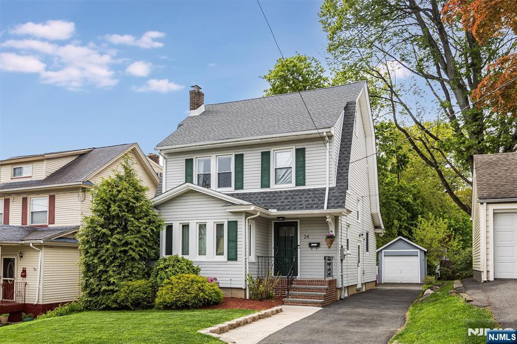 24 Fairmount Terrace