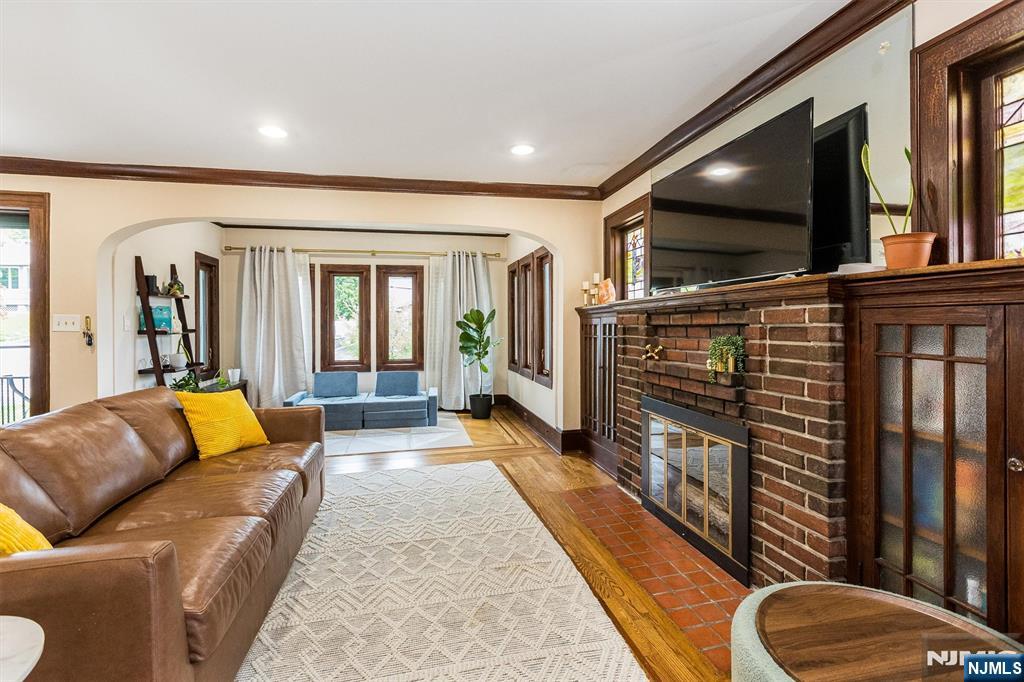 24 Fairmount Terrace