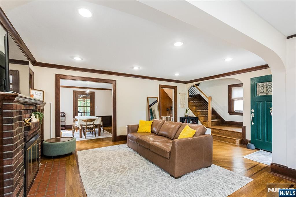 24 Fairmount Terrace
